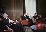 Standbild USA Präsident Richard Nixon Bukarest Rumänien, 1969, aus Sekunde 37 historischem Filmmaterial Videoclip 65675036411