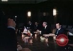 Standbild USA Präsident Richard Nixon Bukarest Rumänien, 1969, aus Sekunde 51 historischem Filmmaterial Videoclip 65675036411