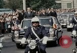 Standbild USA Präsident Richard Nixon Bukarest Rumänien, 1969, aus Sekunde 57 historischem Filmmaterial Videoclip 65675036413