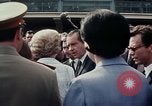 Standbild USA Präsident Richard Nixon Bukarest Rumänien, 1969, aus Sekunde 49 historischem Filmmaterial Videoclip 65675036414