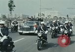 Standbild USA Präsident Richard Nixon Bukarest Rumänien, 1969, aus Sekunde 4 historischem Filmmaterial Videoclip 65675036415