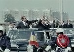 Standbild USA Präsident Richard Nixon Bukarest Rumänien, 1969, aus Sekunde 10 historischem Filmmaterial Videoclip 65675036415