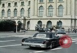 Standbild USA Präsident Richard Nixon Bukarest Rumänien, 1969, aus Sekunde 11 historischem Filmmaterial Videoclip 65675036417