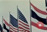 Standbild USA Präsident Richard Nixon Thailand, 1969, aus Sekunde 22 historischem Filmmaterial Videoclip 65675036419