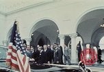 Standbild USA Präsident Richard Nixon Thailand, 1969, aus Sekunde 61 historischem Filmmaterial Videoclip 65675036419