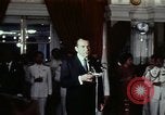 Standbild USA Präsident Richard Nixon Thailand, 1969, aus Sekunde 33 historischem Filmmaterial Videoclip 65675036420