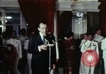 Standbild USA Präsident Richard Nixon Thailand, 1969, aus Sekunde 35 historischem Filmmaterial Videoclip 65675036420