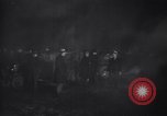 Image les travailleurs en grève à Fisher usine de corps Flint Michigan USA, 1937, de la seconde 24 séquences d'archives historiques vidéo 65675036423