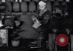 Standbild US-Regierung Gold Bars bei uns Minze Philadelphia Pennsylvania USA, 1937, aus Sekunde 16 historischem Filmmaterial Videoclip 65675036425