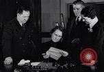 Standbild US-Regierung Gold Bars bei uns Minze Philadelphia Pennsylvania USA, 1937, aus Sekunde 28 historischem Filmmaterial Videoclip 65675036425