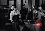 Standbild US-Regierung Gold Bars bei uns Minze Philadelphia Pennsylvania USA, 1937, aus Sekunde 32 historischem Filmmaterial Videoclip 65675036425
