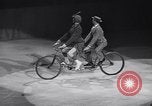 Standbild New York Ice Follies New York City USA, 1937, aus Sekunde 43 historischem Filmmaterial Videoclip 65675036426