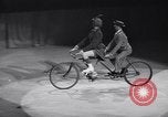 Standbild New York Ice Follies New York City USA, 1937, aus Sekunde 44 historischem Filmmaterial Videoclip 65675036426