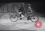 Standbild New York Ice Follies New York City USA, 1937, aus Sekunde 46 historischem Filmmaterial Videoclip 65675036426
