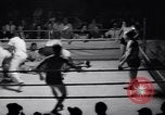 Standbild Vintage wrestling 1930s Florida United States USA, 1937, aus Sekunde 14 historischem Filmmaterial Videoclip 65675036427