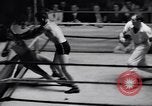Standbild Vintage wrestling 1930s Florida United States USA, 1937, aus Sekunde 46 historischem Filmmaterial Videoclip 65675036427