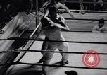 Standbild Vintage wrestling 1930s Florida United States USA, 1937, aus Sekunde 54 historischem Filmmaterial Videoclip 65675036427