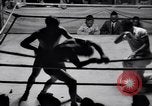 Standbild Vintage wrestling 1930s Florida United States USA, 1937, aus Sekunde 62 historischem Filmmaterial Videoclip 65675036427