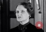 Standbild Casting der Regierung Gold in Barren Philadelphia Pennsylvania USA, 1937, aus Sekunde 31 historischem Filmmaterial Videoclip 65675036430