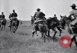 Image United States Army 1re Division de cavalerie des troupes sur les manoeuvres Texas United States USA, 1923, de la seconde 56 séquences d'archives historiques vidéo 65675036445