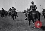 Image United States Army 1re Division de cavalerie des troupes sur les manoeuvres Texas United States USA, 1923, de la seconde 59 séquences d'archives historiques vidéo 65675036445