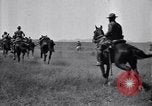 Image United States Army 1re Division de cavalerie des troupes sur les manoeuvres Texas United States USA, 1923, de la seconde 61 séquences d'archives historiques vidéo 65675036445