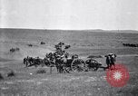 Immagine di Stati Uniti Esercito cavalleria e unità di artiglieria sulle manovre in Marfa Texas Marfa Texas USA, 1923, secondo 54 filmato di repertorio 65675036446