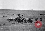 Immagine di Stati Uniti Esercito cavalleria e unità di artiglieria sulle manovre in Marfa Texas Marfa Texas USA, 1923, secondo 57 filmato di repertorio 65675036446