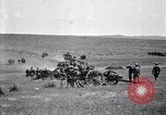 Immagine di Stati Uniti Esercito cavalleria e unità di artiglieria sulle manovre in Marfa Texas Marfa Texas USA, 1923, secondo 59 filmato di repertorio 65675036446