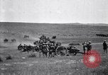 Immagine di Stati Uniti Esercito cavalleria e unità di artiglieria sulle manovre in Marfa Texas Marfa Texas USA, 1923, secondo 61 filmato di repertorio 65675036446