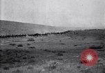 Immagine di Stati Uniti Esercito di unità di cavalleria ritorno alla base dopo le manovre in Marfa Texas Marfa Texas USA, 1923, secondo 16 filmato di repertorio 65675036448