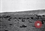 Immagine di Stati Uniti Esercito di unità di cavalleria ritorno alla base dopo le manovre in Marfa Texas Marfa Texas USA, 1923, secondo 48 filmato di repertorio 65675036448
