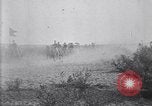 Immagine di Stati Uniti Esercito di unità di cavalleria ritorno alla base dopo le manovre in Marfa Texas Marfa Texas USA, 1923, secondo 60 filmato di repertorio 65675036448