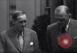 Immagine di Harry Hopkins Washington DC USA, 1942, secondo 55 filmato di repertorio 65675036461