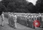 Immagine di Party in giardino per soldati statunitensi Washington DC USA, 1942, secondo 3 filmato di repertorio 65675036462