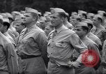 Immagine di Party in giardino per soldati statunitensi Washington DC USA, 1942, secondo 34 filmato di repertorio 65675036462
