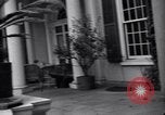 Standbild Springwood Veranda Hyde Park New York USA, 1936, aus Sekunde 7 historischem Filmmaterial Videoclip 65675036473
