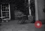 Standbild Springwood Veranda Hyde Park New York USA, 1936, aus Sekunde 15 historischem Filmmaterial Videoclip 65675036473