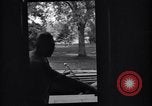 Standbild Springwood Veranda Hyde Park New York USA, 1936, aus Sekunde 31 historischem Filmmaterial Videoclip 65675036473