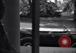 Standbild Springwood Veranda Hyde Park New York USA, 1936, aus Sekunde 34 historischem Filmmaterial Videoclip 65675036473