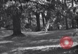 Standbild Springwood Veranda Hyde Park New York USA, 1936, aus Sekunde 45 historischem Filmmaterial Videoclip 65675036473