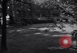 Standbild Springwood Veranda Hyde Park New York USA, 1936, aus Sekunde 55 historischem Filmmaterial Videoclip 65675036473