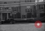 Standbild Springwood Veranda Hyde Park New York USA, 1936, aus Sekunde 61 historischem Filmmaterial Videoclip 65675036473