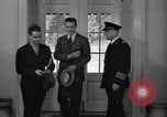 Standbild drücken Sie am Weißen Haus West Wing Washington DC USA, 1937, aus Sekunde 39 historischem Filmmaterial Videoclip 65675036474