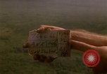 Immagine di Funzionamento Thayer II dall'esercito degli Stati Uniti Ankhe Vietnam del Sud, 1966, secondo 5 filmato di repertorio 65675036495
