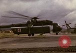 Immagine di Funzionamento Thayer II dall'esercito degli Stati Uniti Ankhe Vietnam del Sud, 1966, secondo 61 filmato di repertorio 65675036495