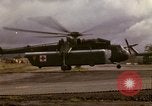 Immagine di Funzionamento Thayer II dall'esercito degli Stati Uniti Ankhe Vietnam del Sud, 1966, secondo 62 filmato di repertorio 65675036495
