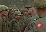 Immagine di Il generale Westmoreland Ankhe Vietnam del Sud, 1966, secondo 11 filmato di repertorio 65675036497