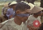 Image le Viet Cong suspects Ankhe Sud Vietnam, 1966, de la seconde 9 séquences d'archives historiques vidéo 65675036498