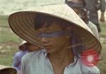 Image le Viet Cong suspects Ankhe Sud Vietnam, 1966, de la seconde 38 séquences d'archives historiques vidéo 65675036498